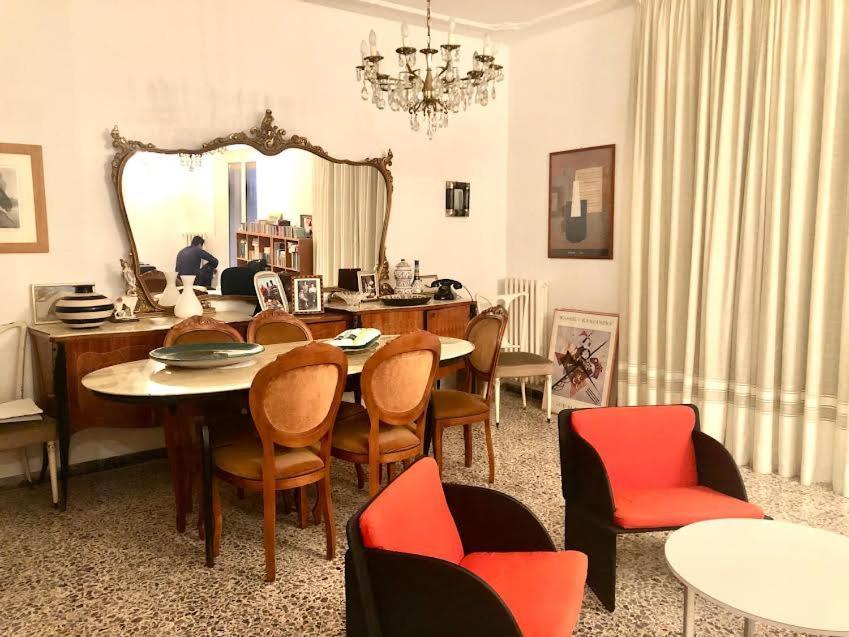 Regina Apartment